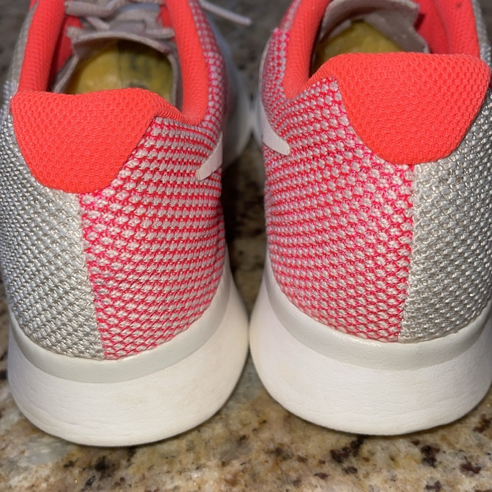 Nike Tanjun Racer - Picture 6 of 9
